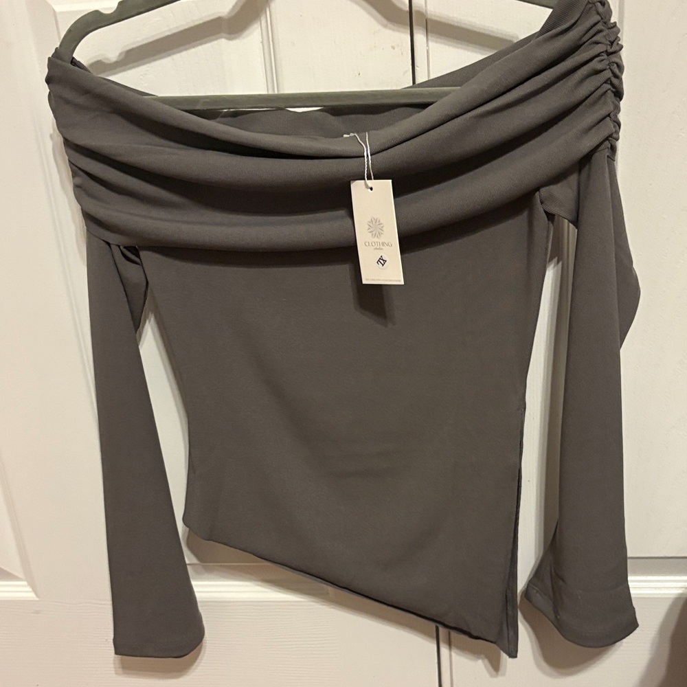 Stylish Gray Off-Shoulder Top